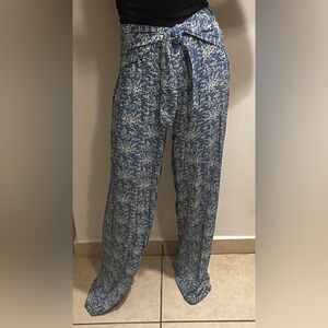Mango Long Pants Floral design XS